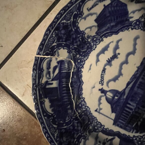 Boston Mass Dinnerware - Picture 3 of 3